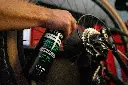 LC0056_STAN_S_BIOBASED_DRIVETRAIN_CLEANER_500ML_-_SPRAYING.webp