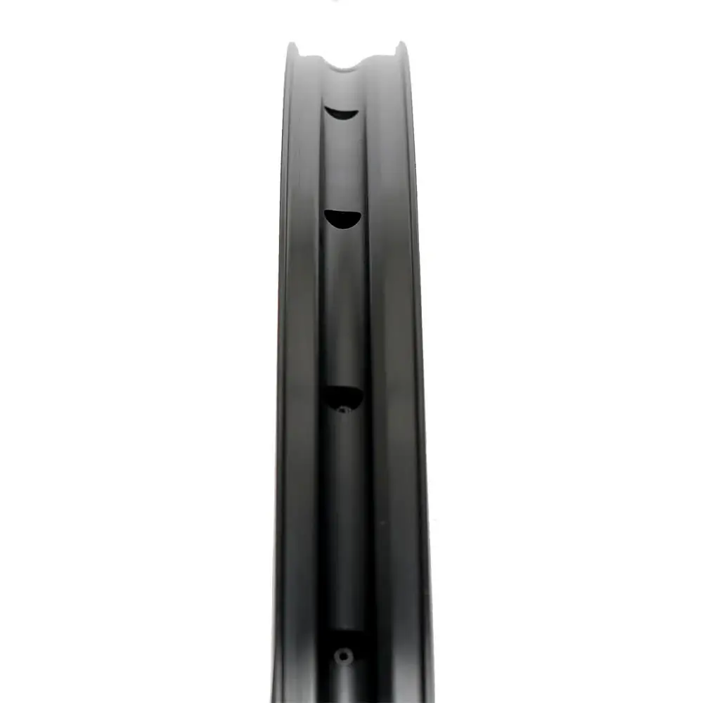 RUEDA ARCH MK4 STAN'S M-PULSE 32H (1).webp