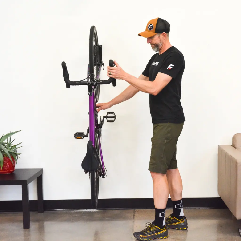 velo_hinge_6_16724_2c24e7a8-b735-401b-84e6-8175d7b2b6fa_2048x2048.webp