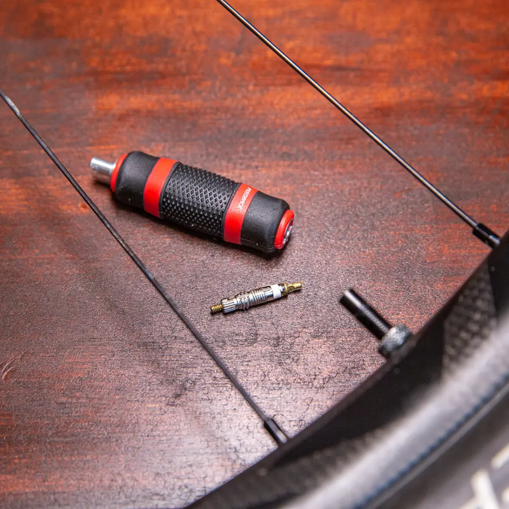 Feedback-Sports-Valve-Core-Remover-Specialized-Roval-Carbon-Wheel_2a0919ce-14dd-4f98-abb7-0ce956660de5_2048x2048.webp