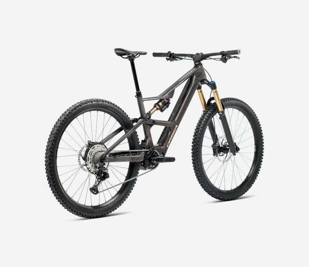 S338TTCC-SX-BACK-RISE_LT_M10_over.webp