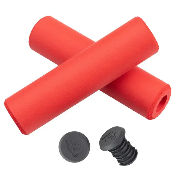 WT_FatPawGrip-RED_02_de1d41c9-fa92-4fa3-a587-e309d6884594.webp