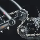FEEDBACK THRU-AXLE CHAIN KEEPER