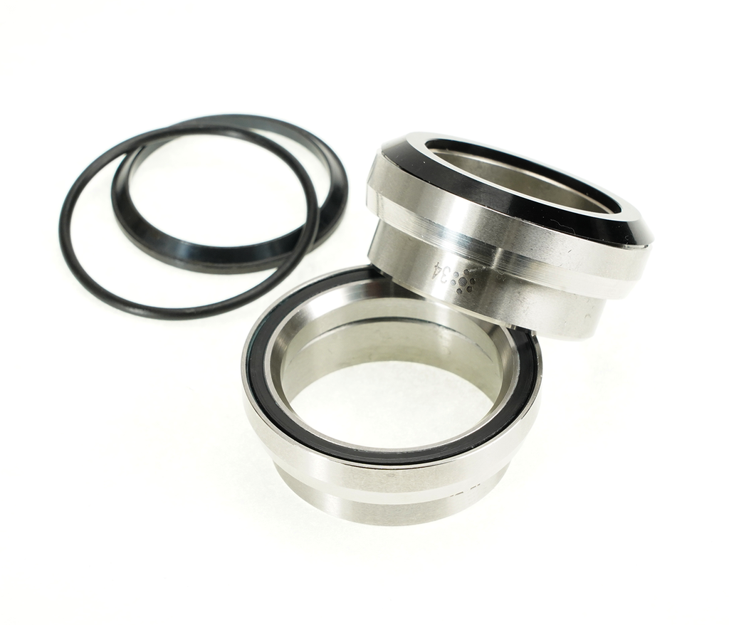 HDK-0008 - KIT DE BALEROS EXTERNOS DE CONTACTO ANGULAR DE ACERO INOXIDABLE DE 1-1/8" PARA CUADROS CON TUBO DE DIRECCIÓN DE 34 MM (1-1/8") DE DIÁMETRO INTERIOR.