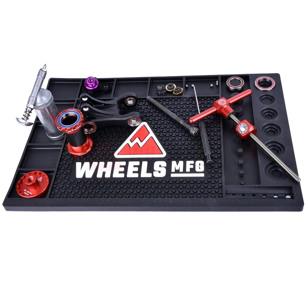 TAPETE GUÍA DE WHEELS MANUFACTURING